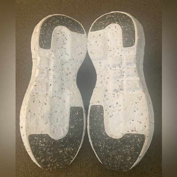 Nike crater impact - Picture 3 of 11